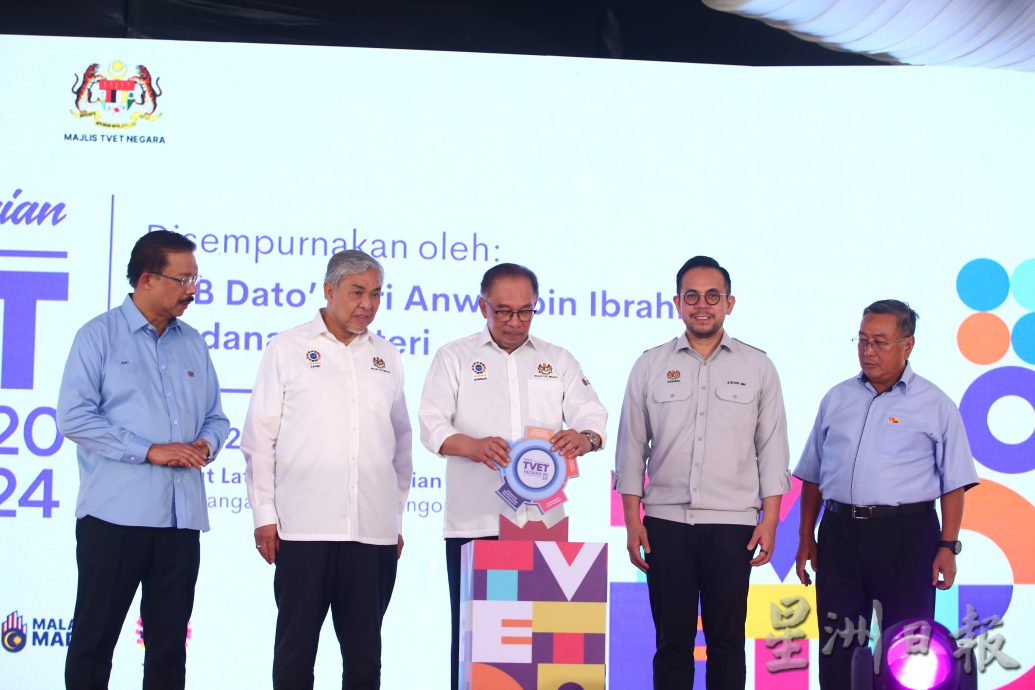安华:额外再拨2亿令吉于技职教育发展
