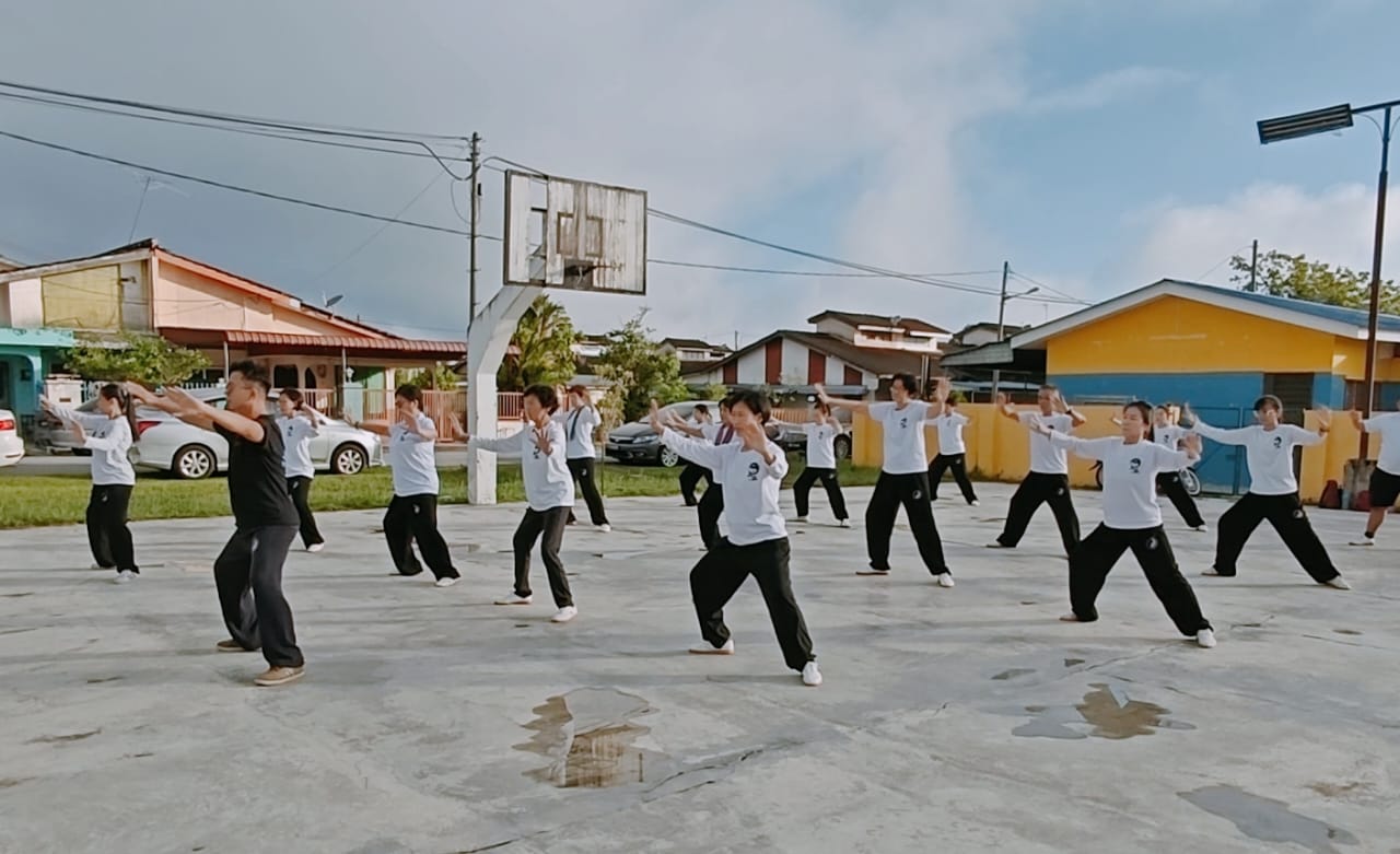 黄镇权秉承正能量奋勇抗癌 6年后浴火重生努力追梦