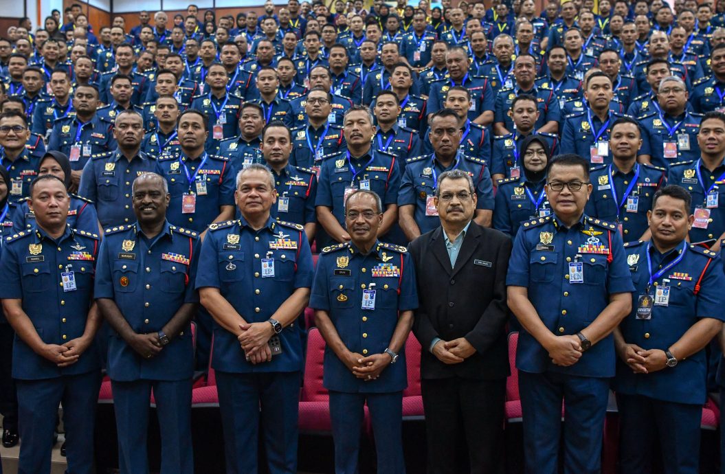 全国/大马消拯局目前正在等待国会批准拟议的修正案,以接管志愿消拯队(PBS)。