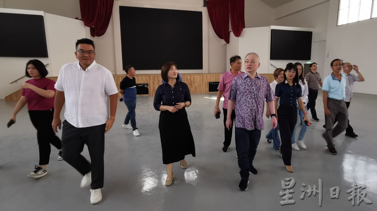 成“10+6”首顺利迁建华小 成杰培才迁新山623开课