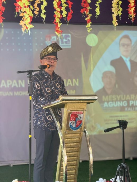 伊斯兰党副主席拿督莫哈末阿玛坦言，尽管倒戈的丹州日里区国会议员查哈利和话望生区国会议员莫哈末阿兹兹是用伊党的标志在第15届全国大选上阵竞选，不过，他们并没有沿用伊党的“宣誓效忠（bai'ah）”之法。