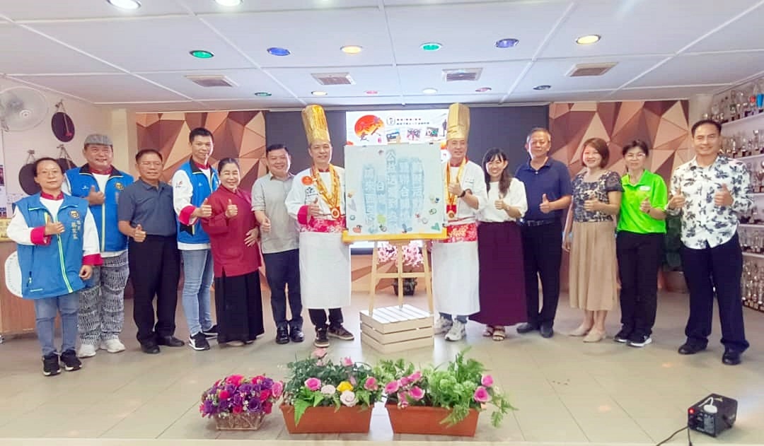 全国:台湾公益厨师为直凉老人院义煮献爱心