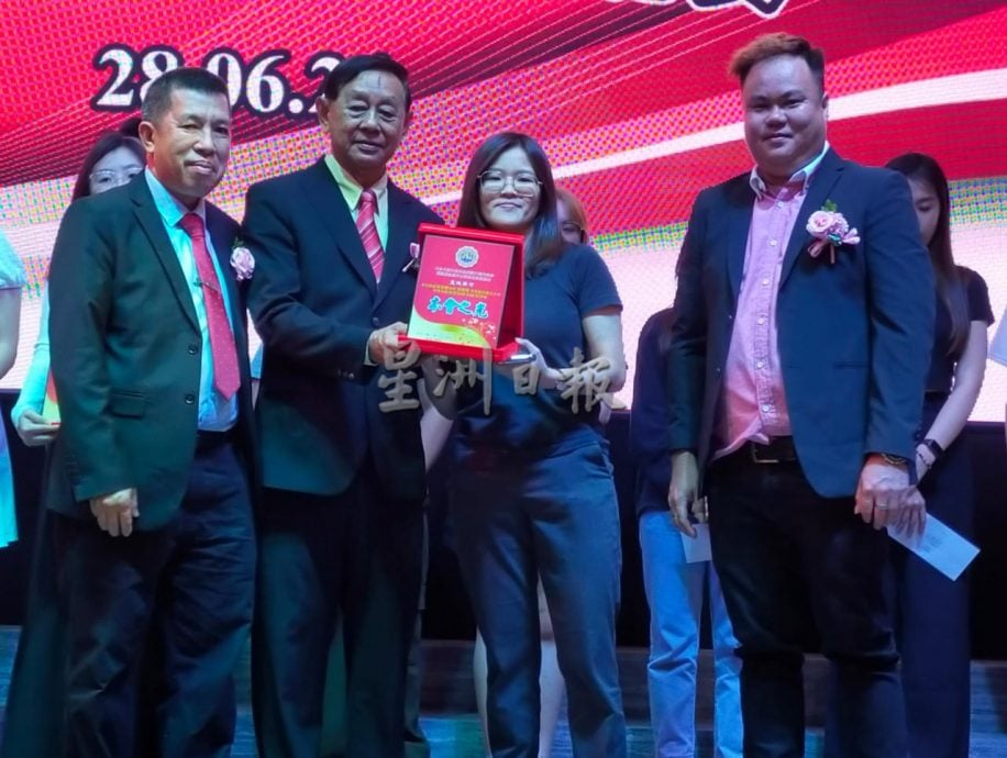 全国:马来西亚贩商同业总会总会长温进良