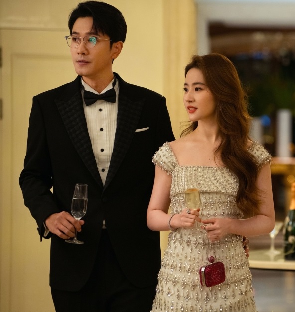 刘亦菲吻戏太多被骂翻 编剧出面解释