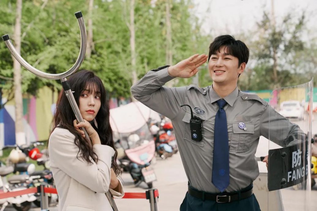 周星驰出品微短剧反应两极 仅两个镜头与星爷有关