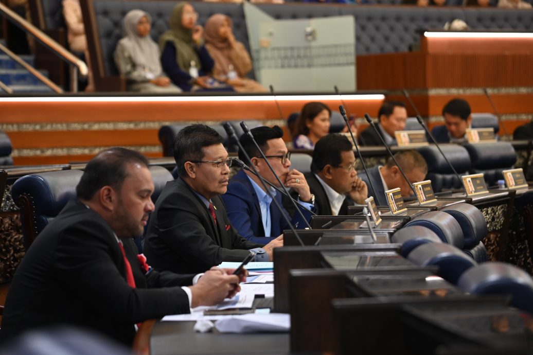 国会/6名支持首相土团党国会议员全已换位  议员资格待议长定夺