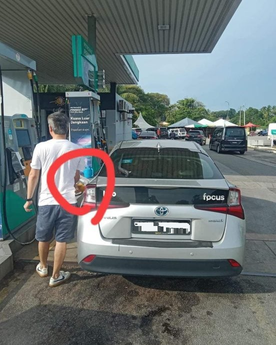 外国车子添油被发现