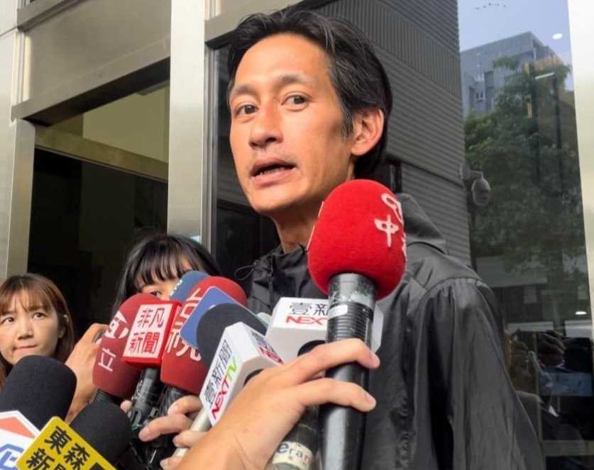 外界忧唐治平精神状况 经纪人无奈曝“本人不愿就医”