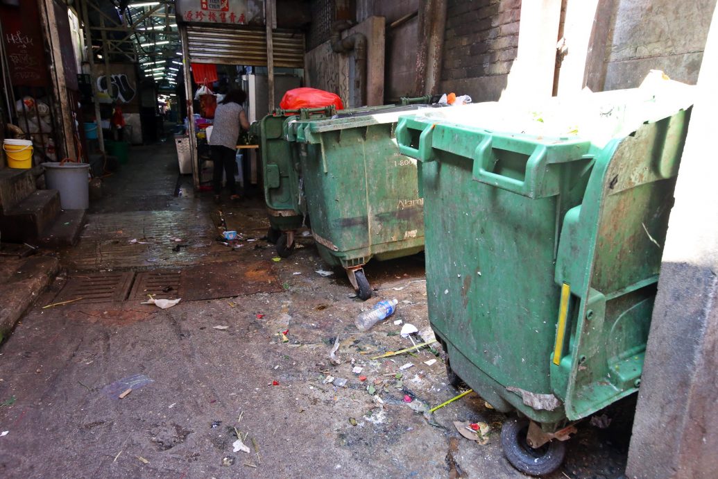 大都会封面/李霖泰菜市场提升工程未开展/10图