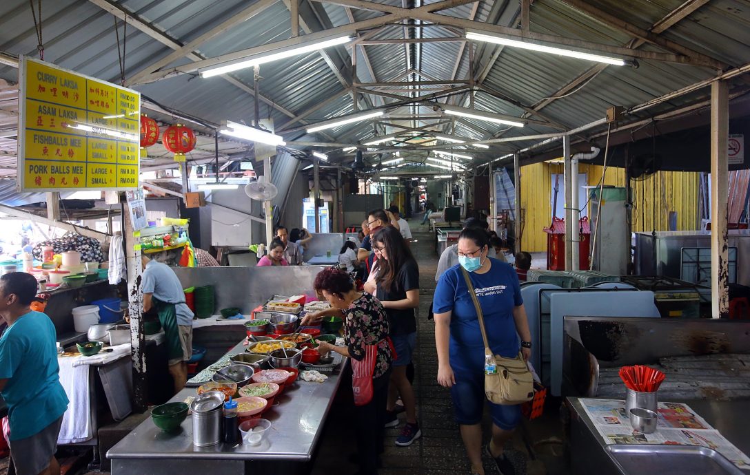 大都会封面/李霖泰菜市场提升工程未开展/10图