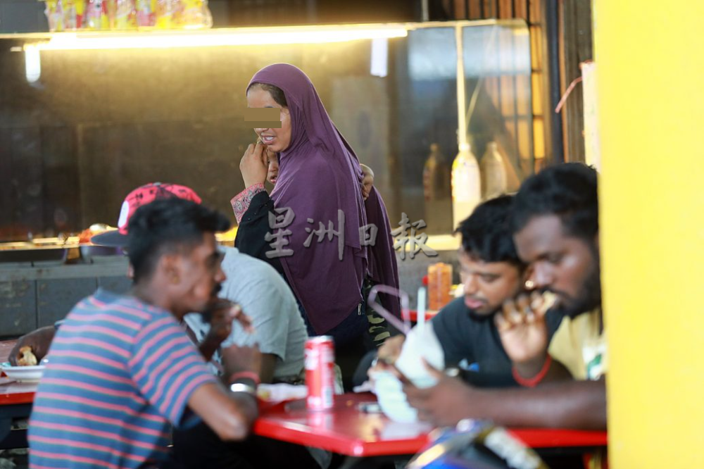 大都会封面/隆批发公市出现“丐帮”/10图