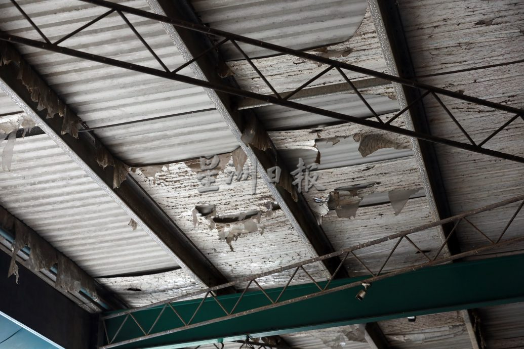 大都会封面/隆批发公市出现“丐帮”/10图