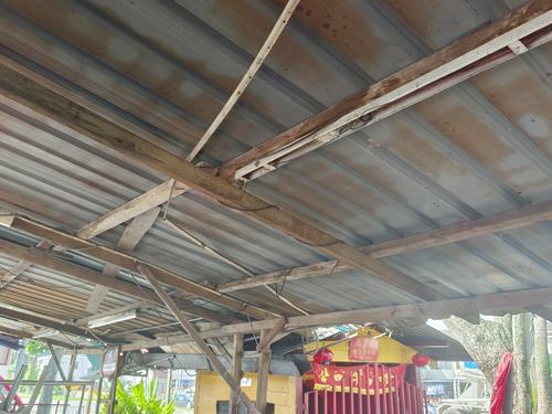 大都会/小贩市政厅盼市政厅翻新摊位