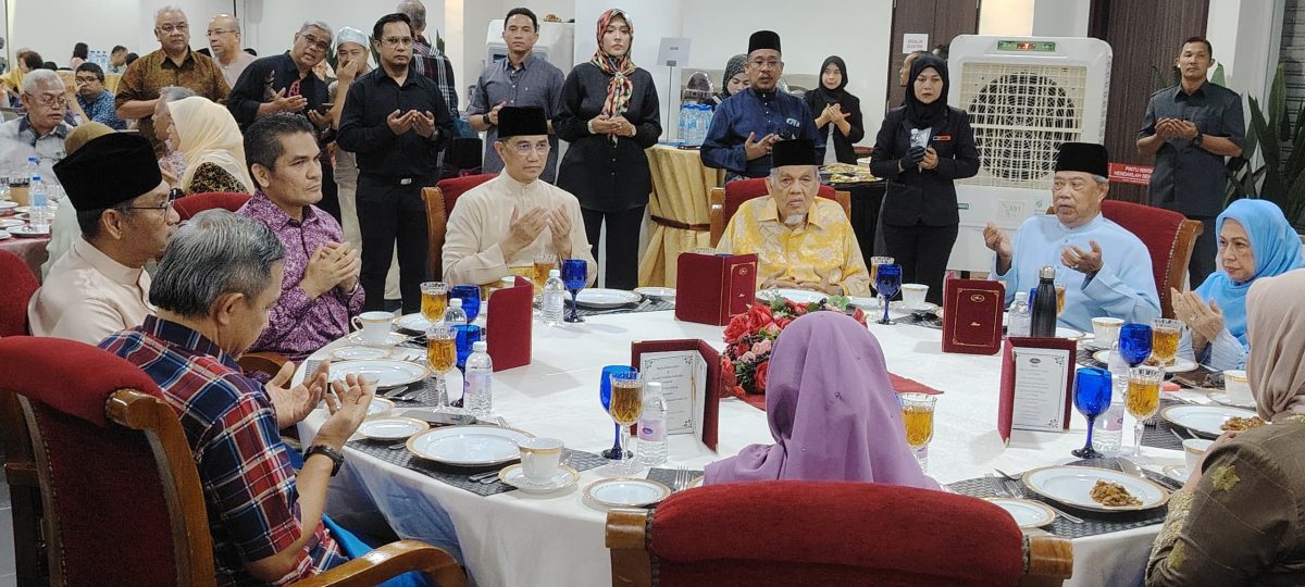 大都会/阿兹敏阿里举办哈芝节开放门户 吸引逾千人出席/4图