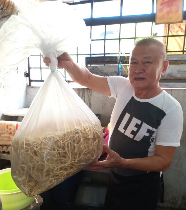 大都会(版3头)/鸡蛋降价3分作用不大