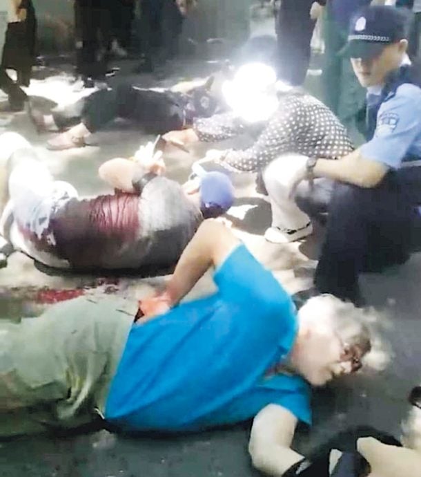 天下事 主文 4名美国籍讲师吉林遇刺