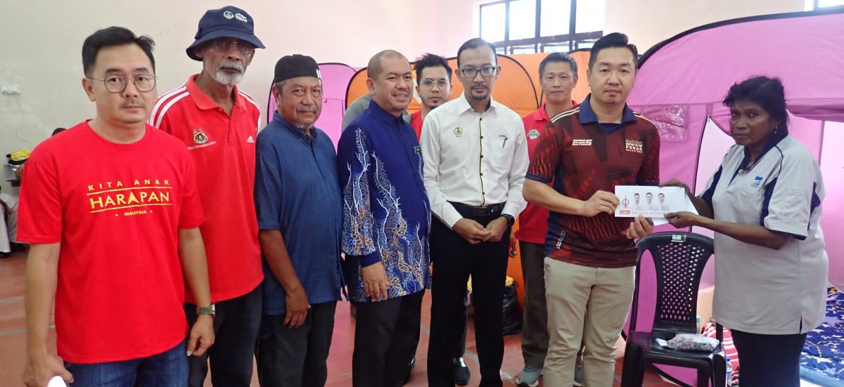 太平国州议员助甘文丁新村火灾居民每户获500令吉