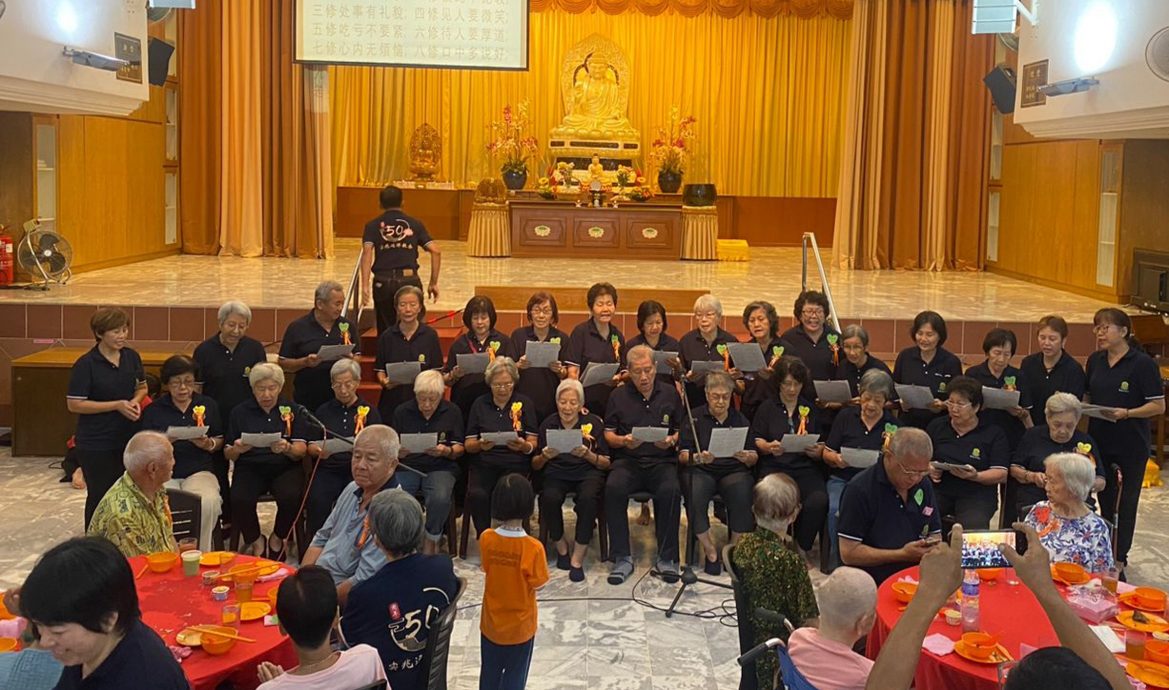 实兆远佛教会 为162名老宝宝庆双亲节