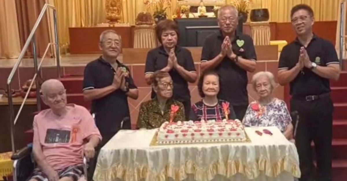 实兆远佛教会 为162名老宝宝庆双亲节