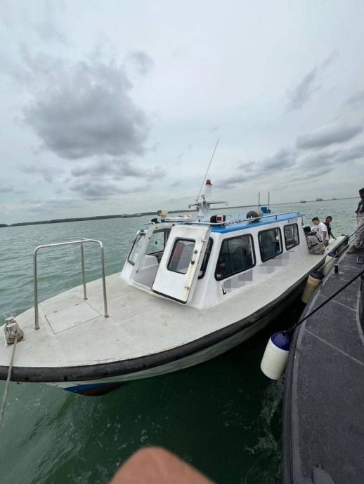 客船无保险载客 还非法携带香烟 遭扣查