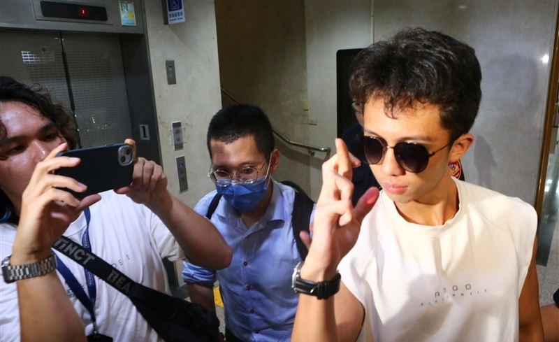 家中搜到瓦斯火枪、火药 孙安佐遭逮双眼无神不发一语