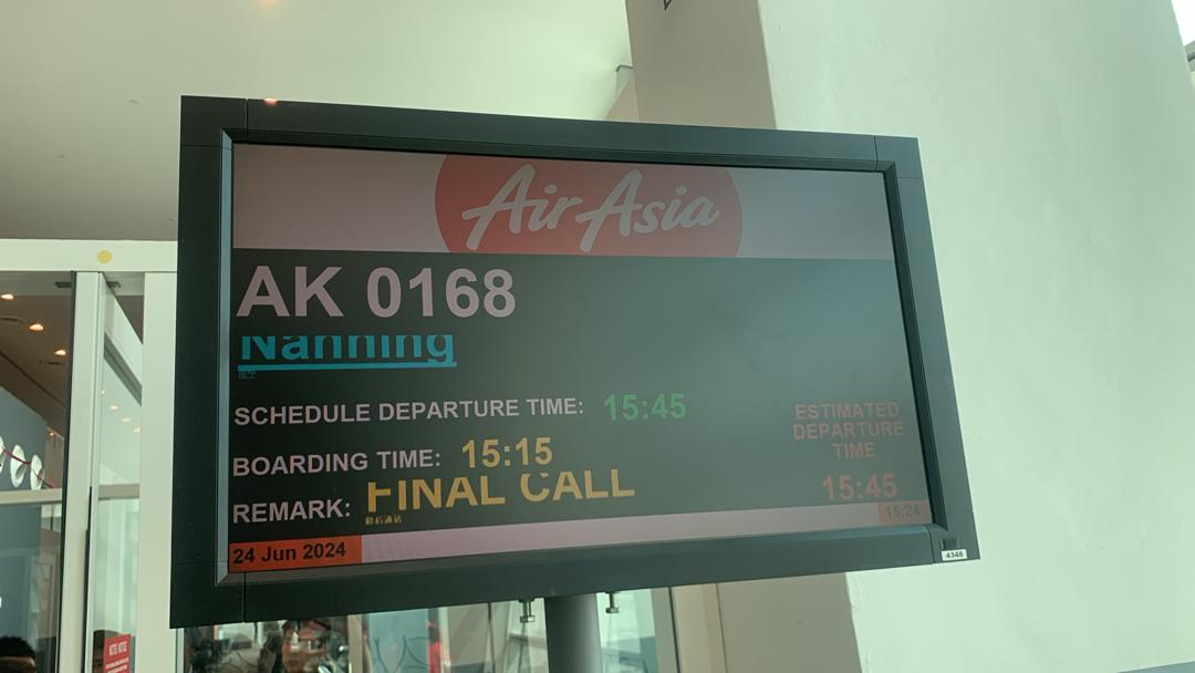 **已签发**全国：疑机件问题，AK168起飞1小时折返KLIA换机重飞
