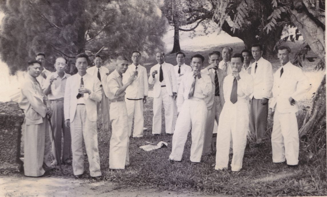 **已签发**柔:新旧对照:回顾75年前马潮联大会新山举行盛事