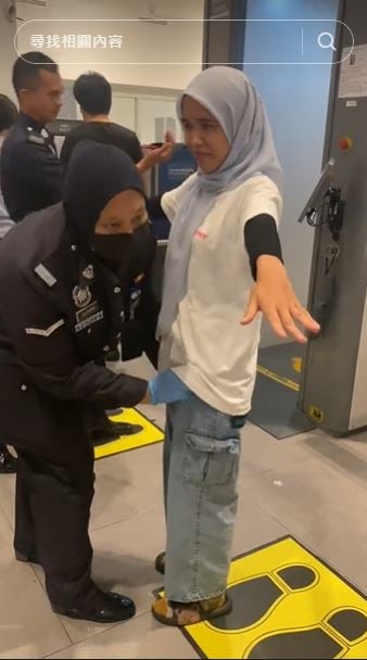 **已签发(只供网)**首次搭机未取出口腔喷雾,反复触发警报器