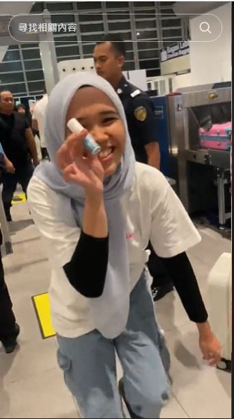 **已签发(只供网)**首次搭机未取出口腔喷雾,反复触发警报器