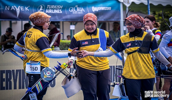 巴黎奥运会入选赛| 射箭反曲弓女团赛 大马女队射下巴黎奥运资格