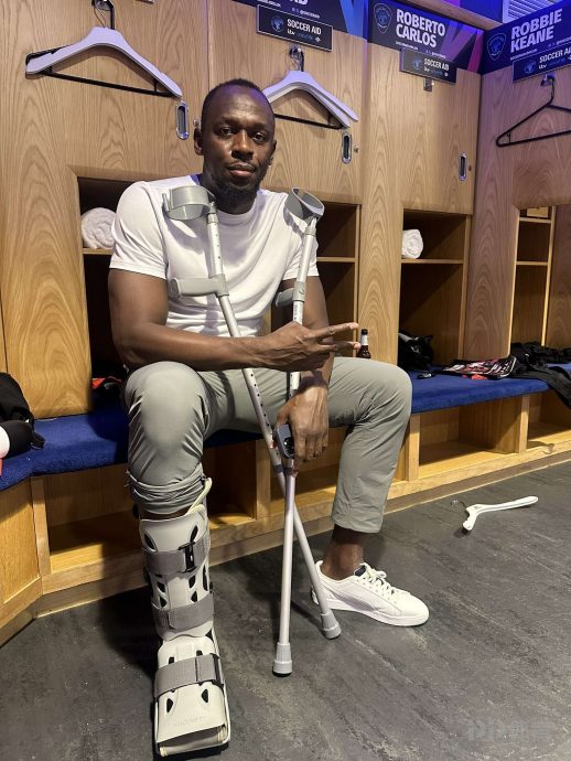 慈善足球赛助攻皮耶罗破门 世上跑最快之人跟腱断裂