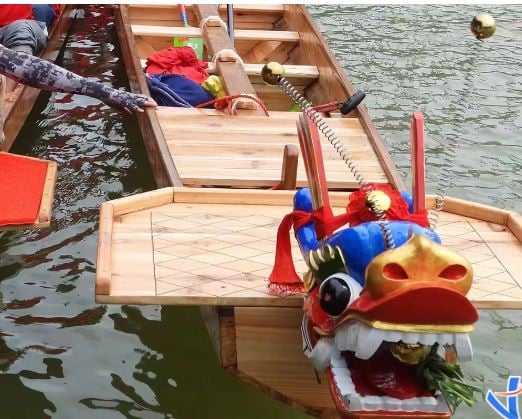 拼盘 未签∕ 中80后创业“造龙舟“ 1年营业额破330万 自曝:订单接到手软