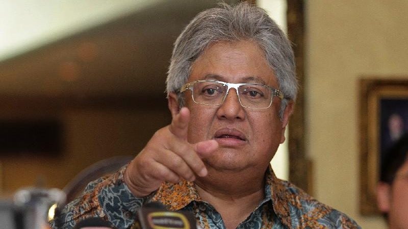 揶揄赛夫鲁为贝莱德护航 再益:“他们是新的主人”