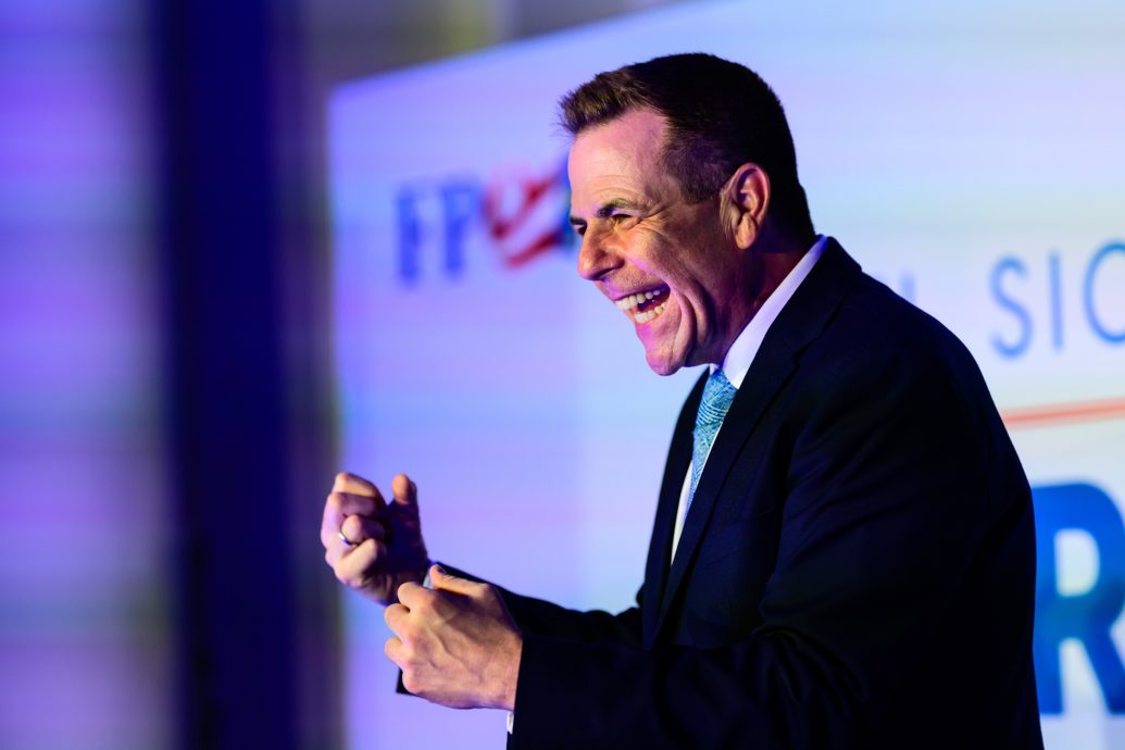 极右翼政党跃居奥地利第一大党