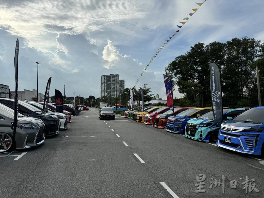 柔: 马新两地280辆休旅车大型聚会 车主展示爱车、分享改装心得