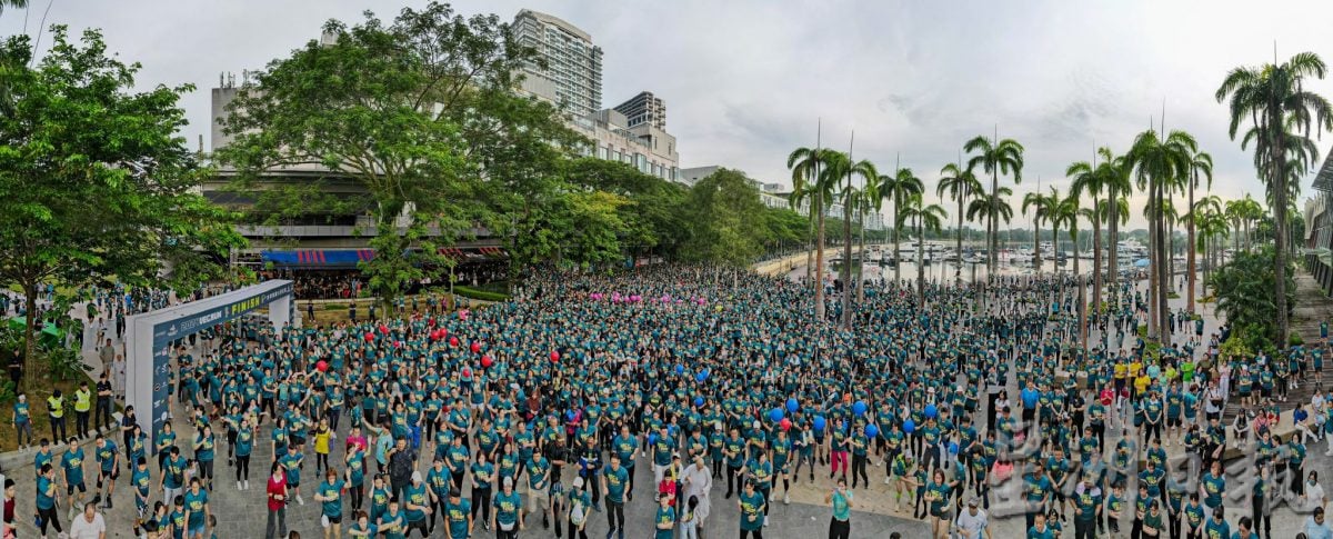柔:“全球复蔬公益路跑VegRun” 近4000人聚公主港 为爱地球 环保 护生 跑吧!