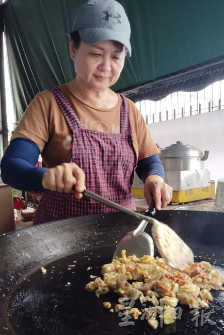 柔:【特稿】:柴油取消补贴增运输成本 每托鸡蛋涨价50仙