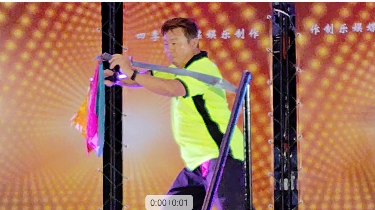 柔:新闻: 宝灵殿神诞别开生面 “青狮”武术表演发扬文化