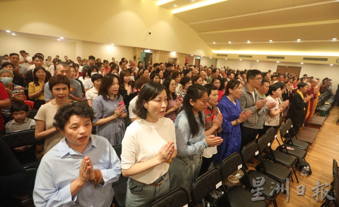 柔:新闻:灵鹫山柔佛佛学会讲堂开光大典 宽敞庄严 可办更多活动