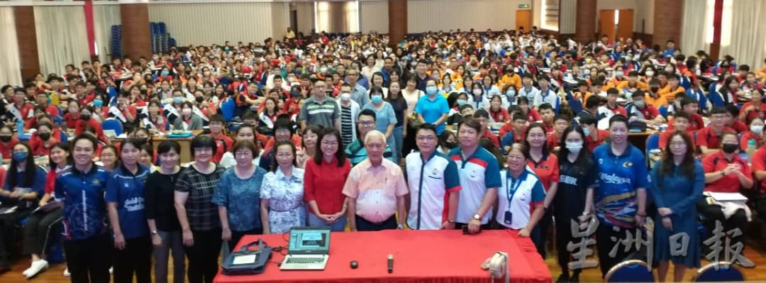 柔:SPM华文作答技巧讲座 吸引逾400学生参与