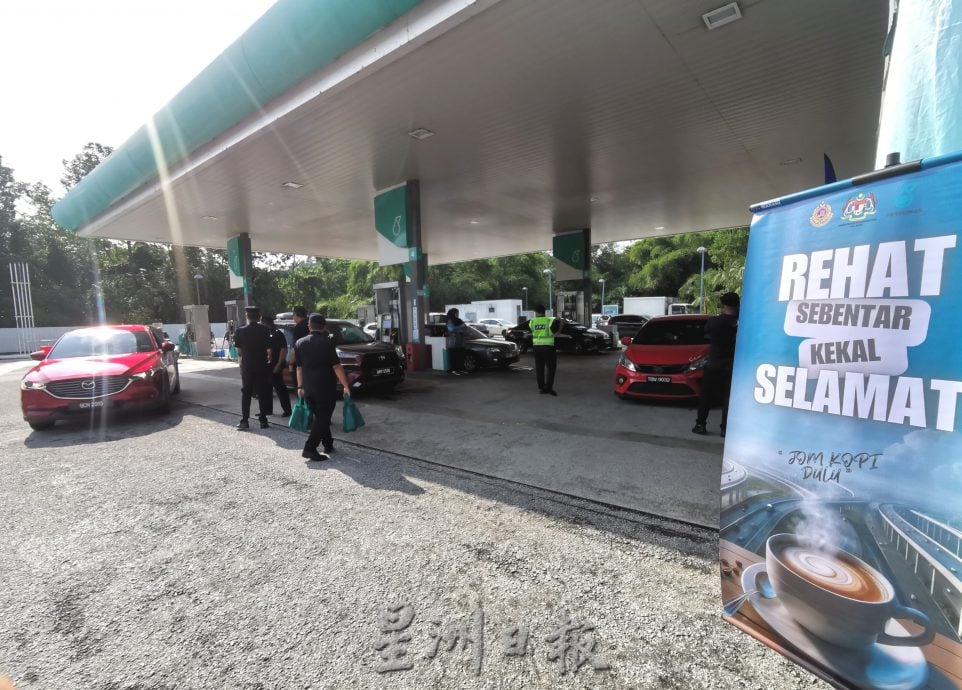 森陆交局“哈芝节特别行动” 3天开近2千罚单 