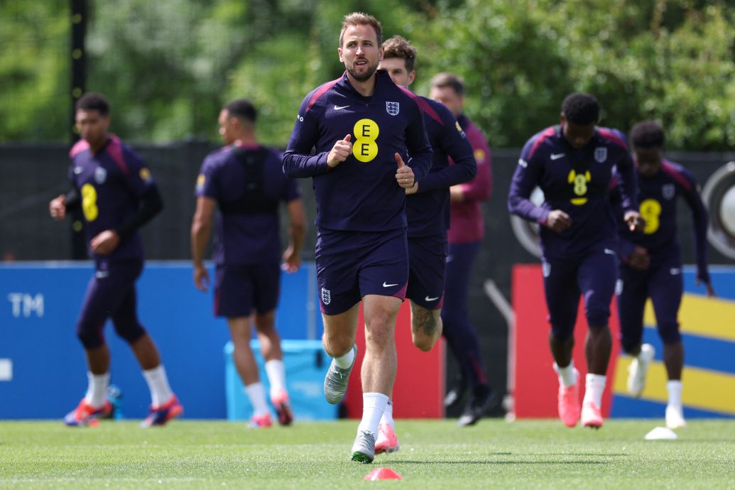 欧洲杯C组|童话国白鹰生死战 英战斯需证明自我