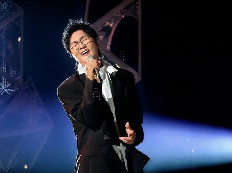 歌手2024|那英唱《搁浅》开口走音 网嘲:真的搁浅了