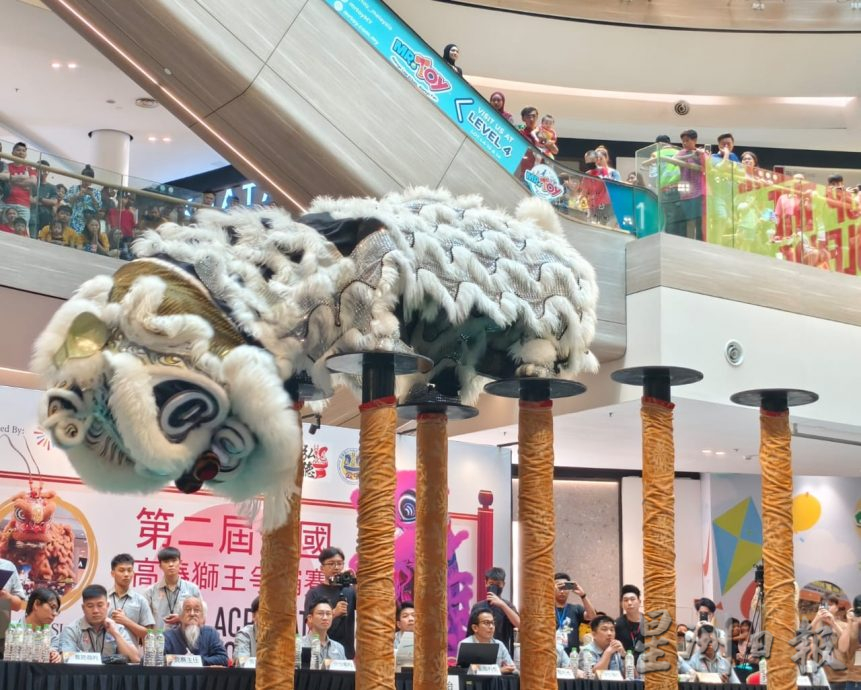 版头,也转大柔佛-大都会/柔佛沙威文青龙狮团荣获高桩狮王冠军!/12图(可选下)