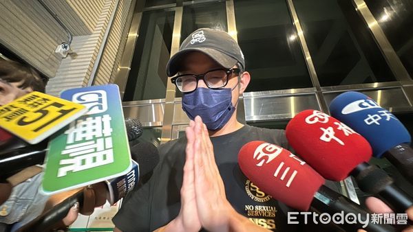 王柏杰酒驾撞车！ 网民怒喊：退圈！