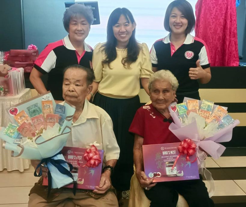 百乐姐妹会庆祝双亲节晚宴 捐3机构