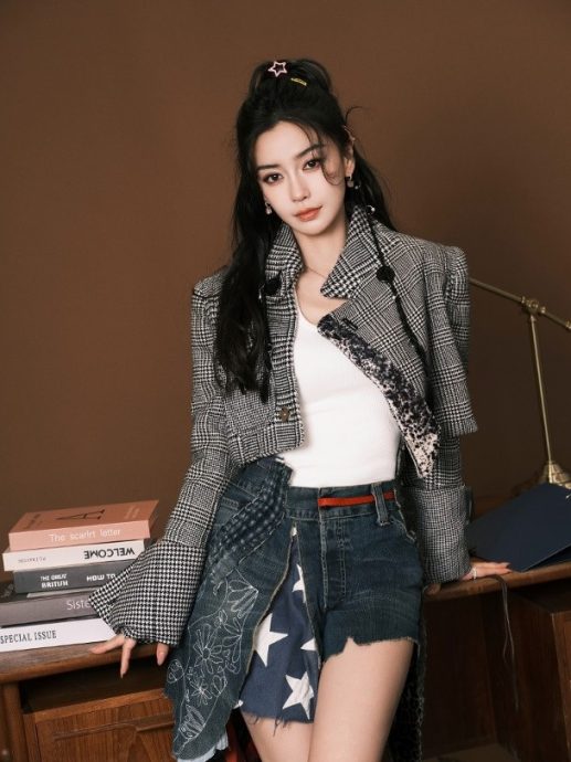 直播滤镜开太大卖货 Baby面部僵被嘲网红样