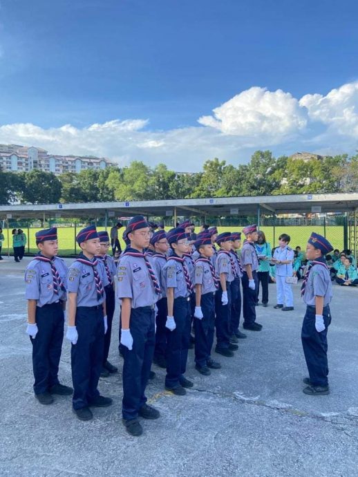 细述华小 | 铿锵步操带动纪律 公民二校顾好每个学生