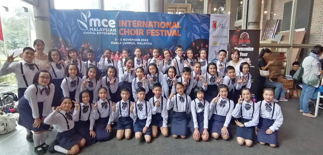 细述华小 | 铿锵步操带动纪律 公民二校顾好每个学生