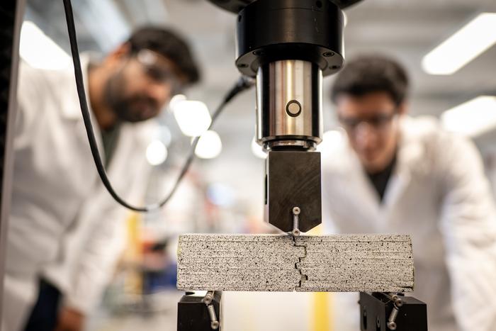 绿量无穷 | 灵感来自“珍珠母”排列法 超级水泥抗裂强17倍